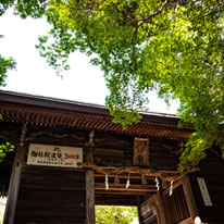 随神門（神門）は、1698年に建てられました。